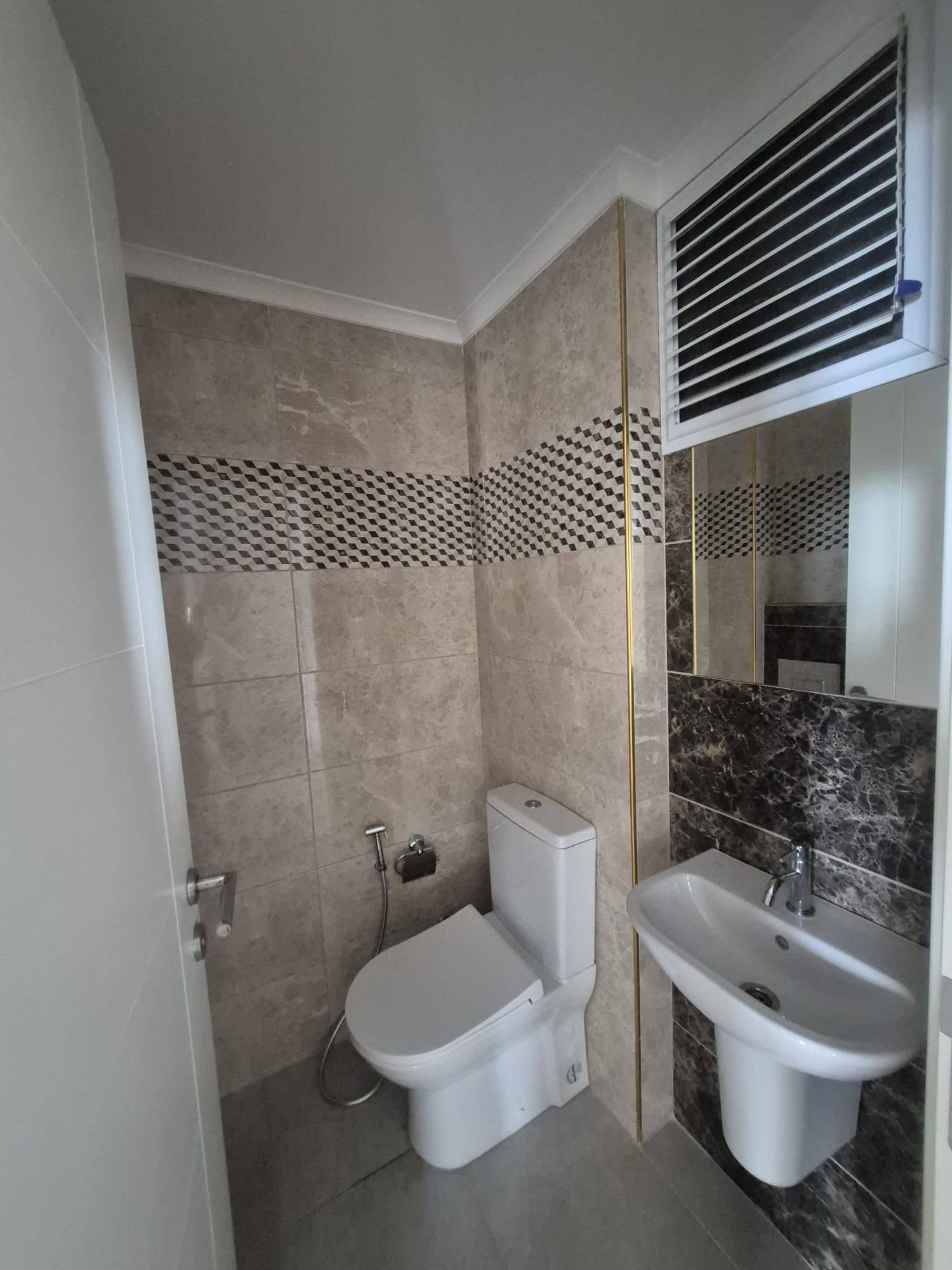 SÖĞÜTLÜ PANAROMA SİTESİ KİRALIK DAİRE